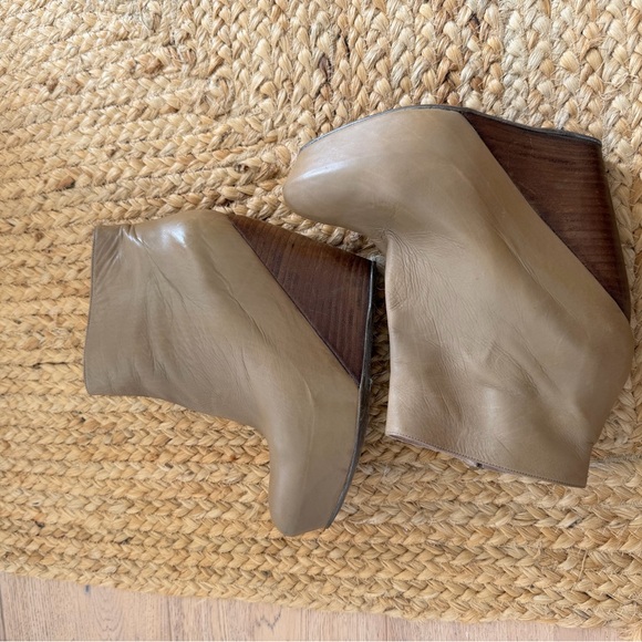 REVOLVE Pura Lopez Wedge Bootie Light Tan Leather Super comfortable Sexy 🔥 - Picture 10 of 16